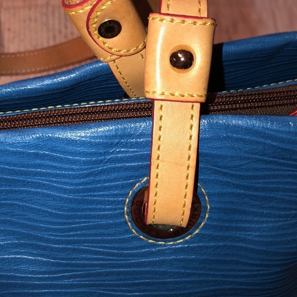 Dooney & Bourke Aqua Blue Tan Red Wavy Textured Leather Tote Purse - Picture 7 of 16